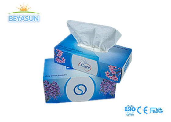 নরম 2 Ply 14GSM কাগজ কুমারী কাঠের পল্প হোয়াইট কিউব বক্স মুখের টিস্যু